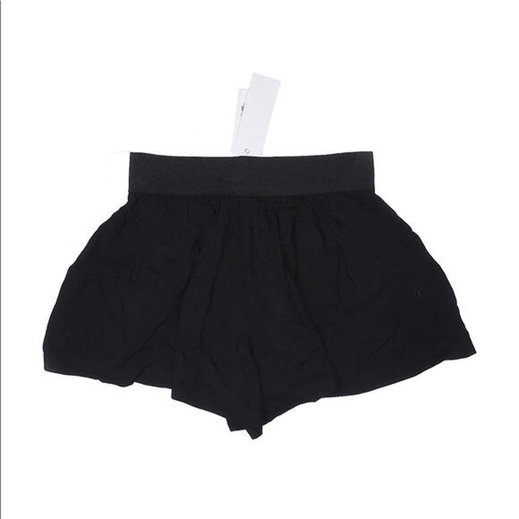 NWT Aqua from Bloomingdales Goth Lightweight Little Black Shorts - Picture 2 of 6